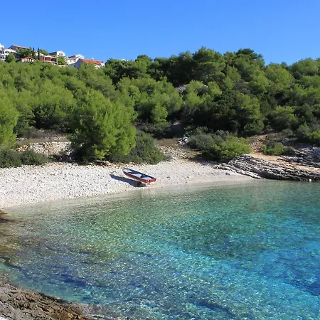 With A Parking Space Rukavac, - 11855 Vis